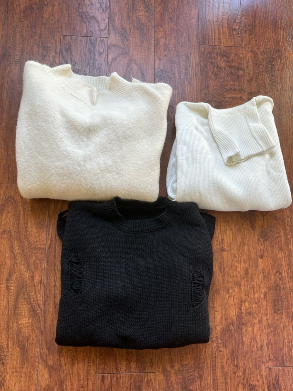 Sweaters Bundle Size XS